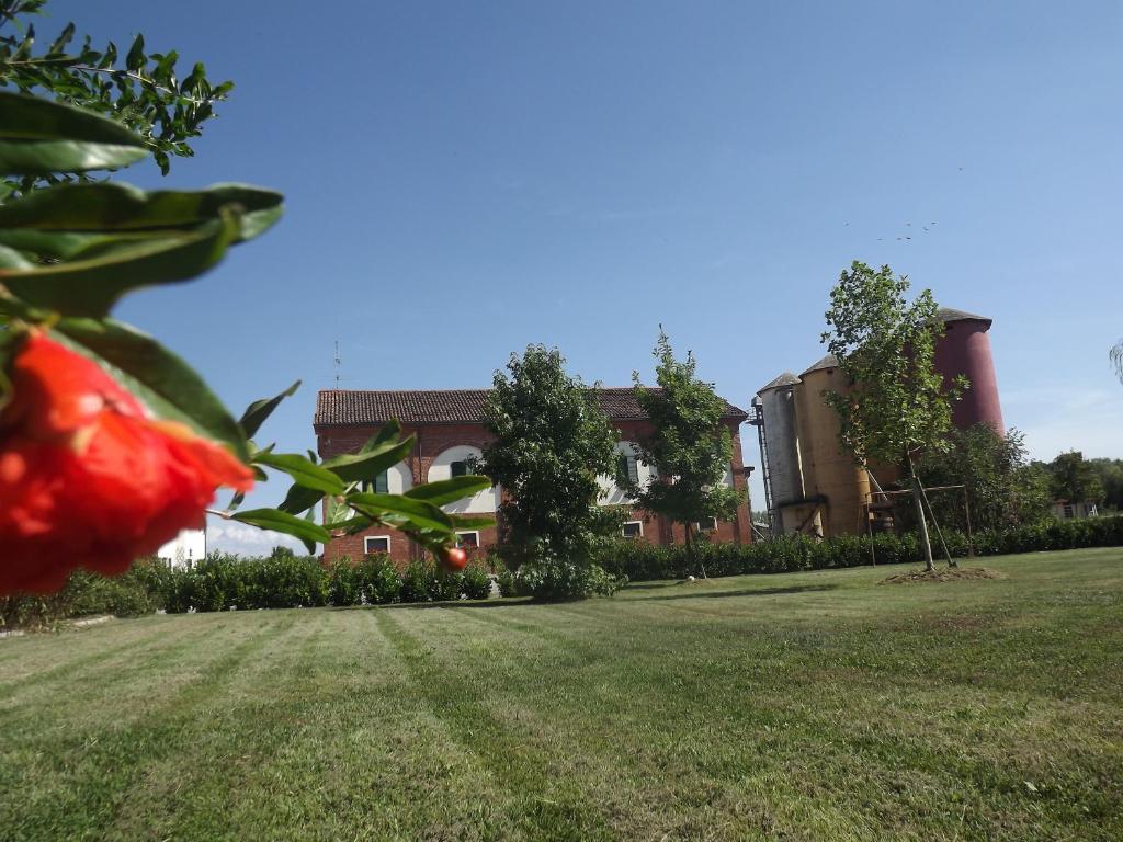 فيلا فالينزافي Agriturismo Cascina Nuova المظهر الخارجي الصورة